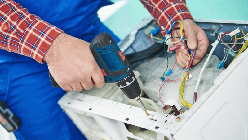 Menemen Beko Beko çamaşır makinesi kart tamiri – Su almama arızası orijinal parça ile giderildi. - Teknik servis örneği